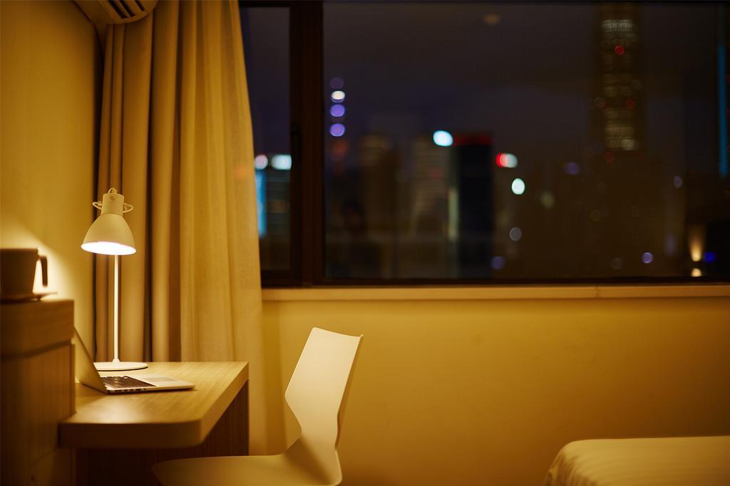 ฮั่นถิง โฮเทล เซี่ยงไฮ้ หงเฉียว ถนนเหอชวน Hotel ภายนอก รูปภาพ